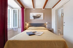 1 Schlafzimmer, Bügeleisen/Bügelbrett, kostenloses WLAN, Bettwäsche