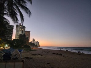 Una playa cerca