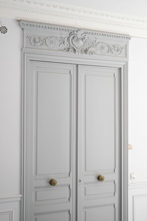 Interior - Eminent Grace, by Veeve (Paris)