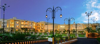 Mayur Hotel & Resort