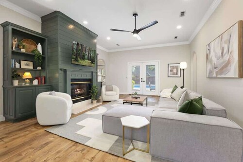 Poolside Place - Game Room - MTB-Friendly