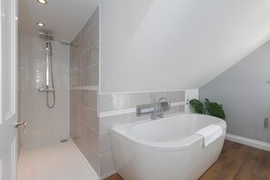 Bathroom - Spernenwyn (St Ives)