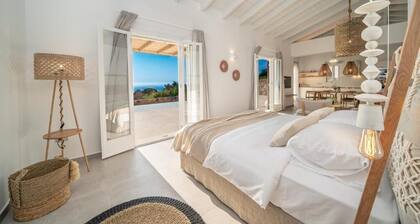 Summer Breeze Villa With Private Pool