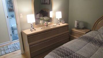 3 bedrooms, WiFi, bed sheets