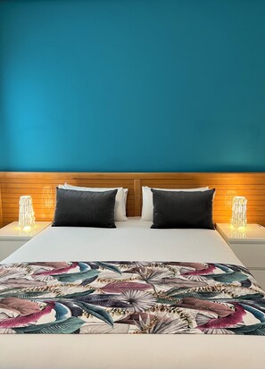 Apartamento superior | Roupas de cama premium, edredons de pluma, ferros/tábuas de passar roupa
