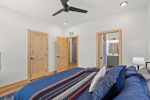3 Schlafzimmer, Bügeleisen/Bügelbrett, Reisekinderbett, WLAN