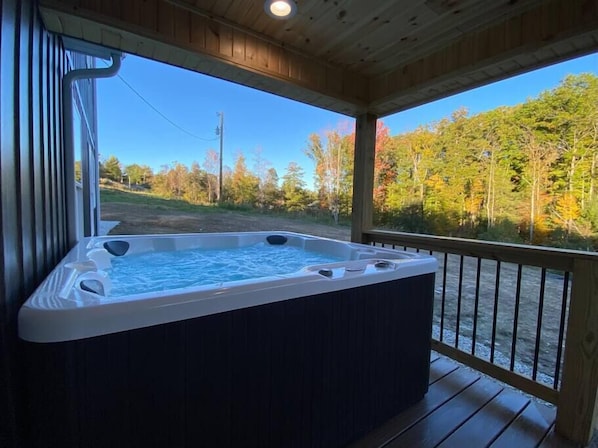 Bain à remous extérieur