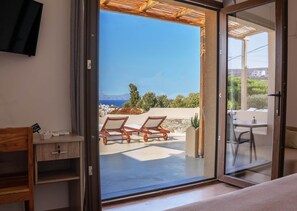 WiFi, bed sheets - Four (4) Luxury Apartments With Pool (Syros)