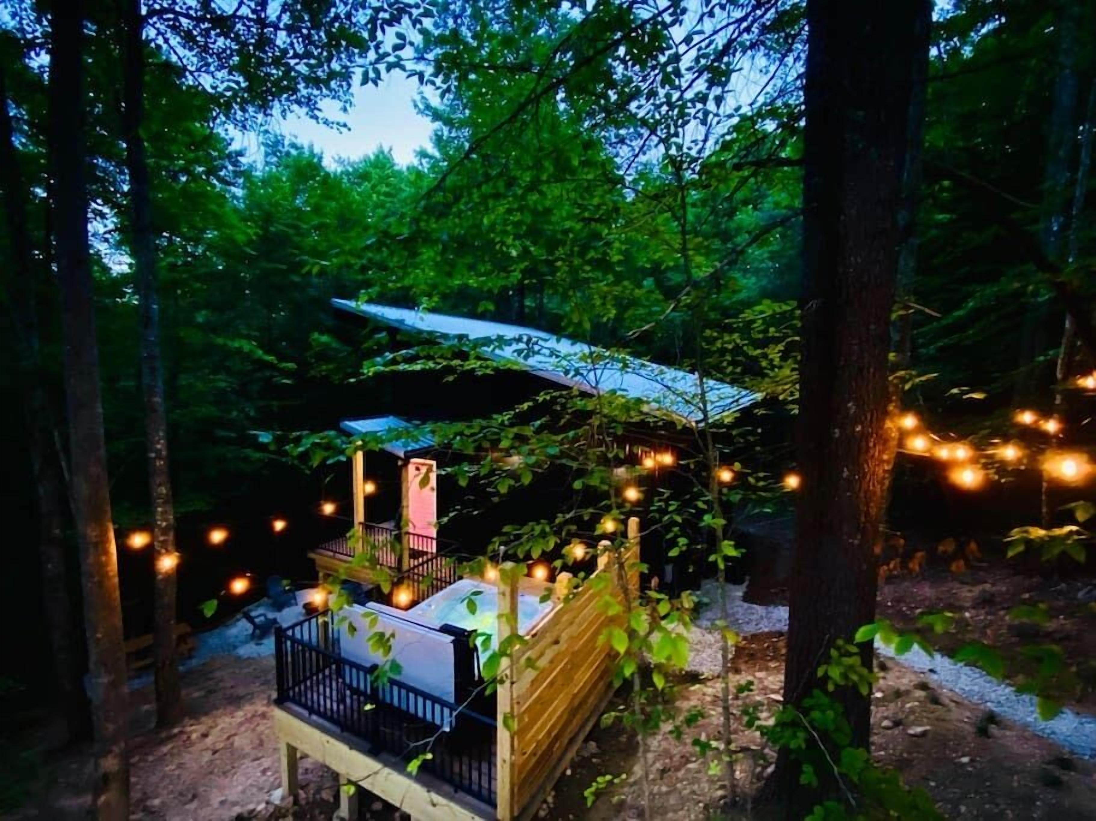 Stylish Cabin | RRG | Hot Tub Views | Canopy 9