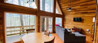 Mountain Chalet | hot tub | RRG