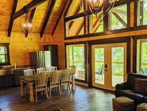 テレビ、書斎 / ワークスペース