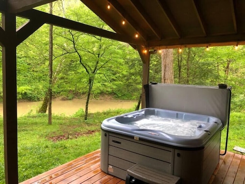 Rivers Bend | RRG | Hot Tub | Private