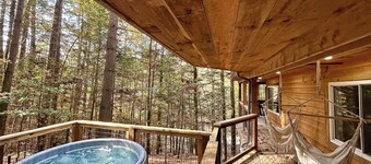 The Founder - Iconic Rockhouse Cabin!