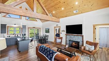 TV, fireplace