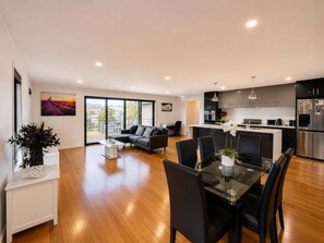 Interior - Spacious Family Retreat in Granton (Granton)