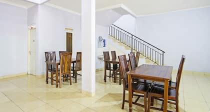 Super OYO 91315 Homestay Al Maidah