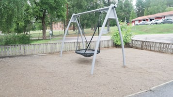 室外兒童遊樂區