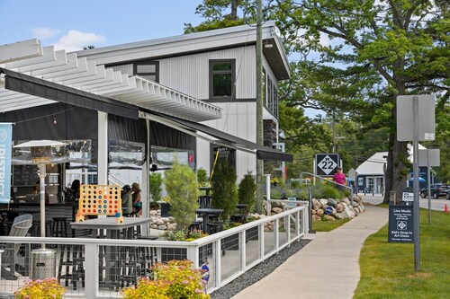 Three Pines Hideaway