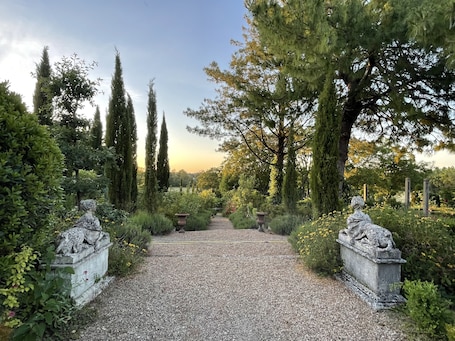 Exterior. Jardins Haute Couture