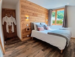 3 sovrum, strykjärn/strykbräda, resesäng och gratis wi-fi