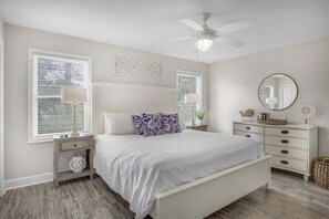 4 عدّة غرف نوم ومكواة/لوح كي وواي فاي وملاءات أسرّة