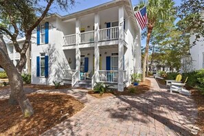 Exterior - 4 Bikes - Walk to beach, 2 Pools - `Gulf Station` (Santa Rosa Beach)