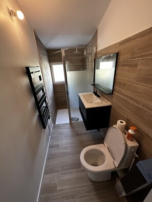 Een douche, een haardroger