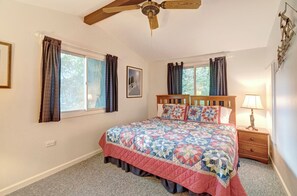 2 dormitorios, tabla de planchar con plancha, Internet y ropa de cama