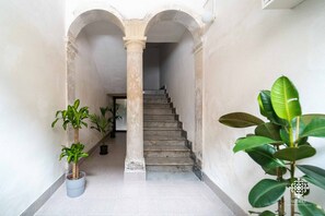Nội thất lối vào