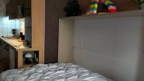 Strykejern/-brett, wi-fi (inkludert) og sengetøy
