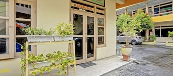 OYO 2708 Hotel Kemuning Syariah