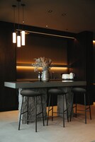 Suite Deluxe | Servicio de comidas en la habitación