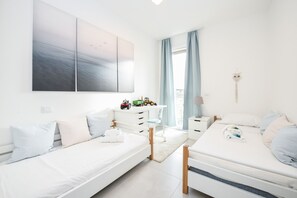 2 室のベッドルーム、アイロン / アイロン台