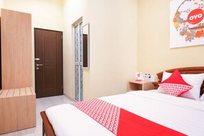 ห้องดีลักซ์ดับเบิล | โต๊ะทำงาน, Wi-Fi ฟรี, ผ้าปูที่นอน