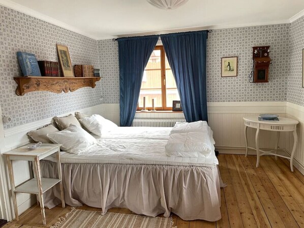 4 habitaciones, wifi gratis y ropa de cama