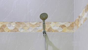 Shower, rainfall showerhead