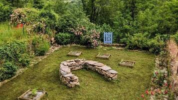 Enceinte de lâhĂ©bergement