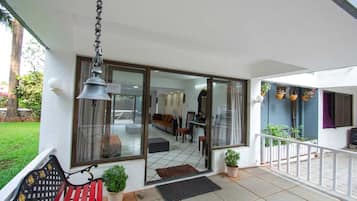 Khu tiếp khách ở sảnh