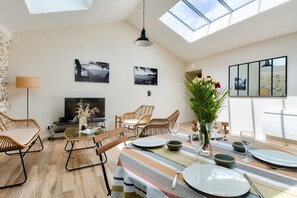 Dining - Salt marshes and beaches - 2 adults - 2 children (Noirmoutier-en-l´Ile)