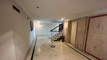Elevator
