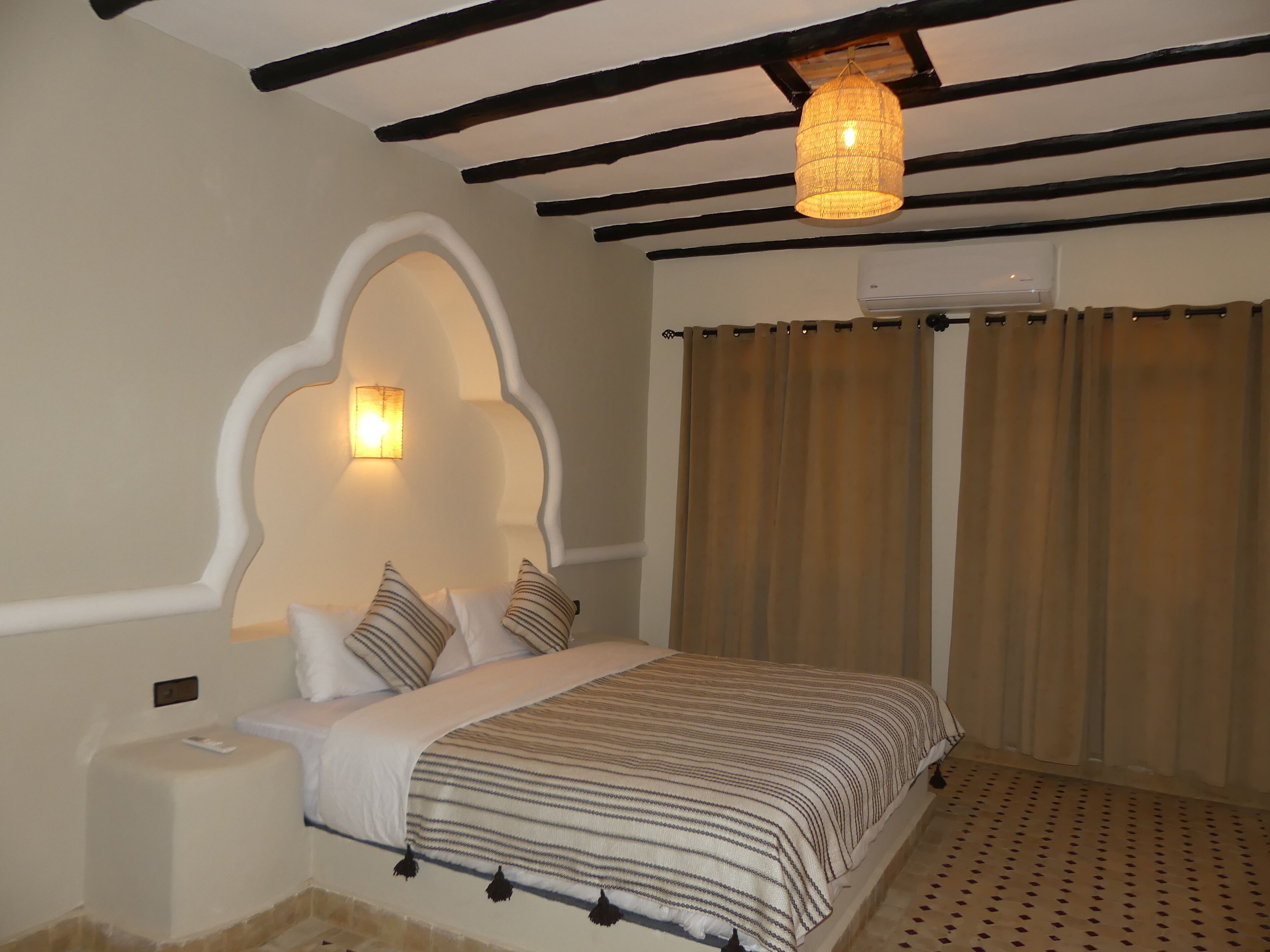 Comfort Double Room, 1 King Bed, Accessible, City View | Down comforters, pillowtop beds, free WiFi, bed sheets