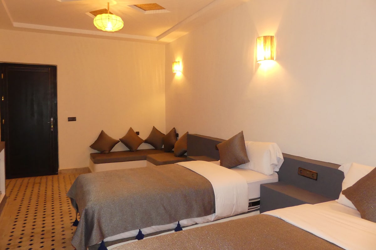 Comfort Twin Room