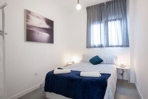 1 soverom, strykejern/-brett, wi-fi (inkludert) og sengetøy