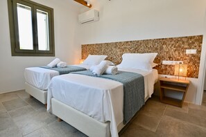 Deluxe Villa | 2 bedrooms, iron/ironing board, free WiFi - Villa Almyra - Antiparos (Antiparos)