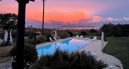 Villa with pool and exceptional sea view of Cap d'Antibes, without overlooking