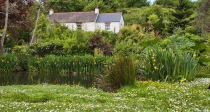 Sorrel Cottage, ideally located near Falmouth, Truro and Penryn.