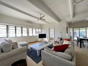 Fireplace - Lakeview Haven - Walk to the Lake and Shops (Belmont)