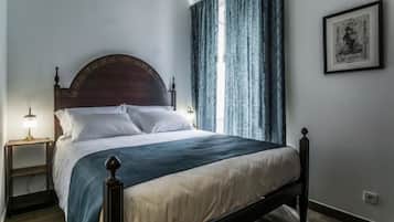 5 bedrooms, free WiFi, bed sheets