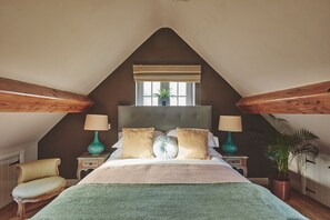 6 habitaciones, tabla de planchar con plancha y wifi 