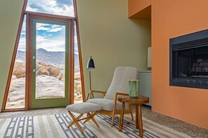 Interior - Monument House by Homestead Modern (Joshua Tree)